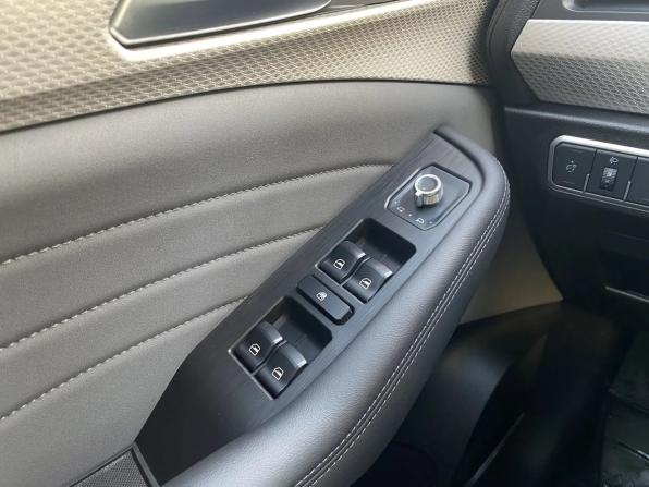 Haval F7 I Рестайлинг с пробегом 2023 года, цена 2 049 000 рублей, 33546 км, внедорожник, Автокод Объявления