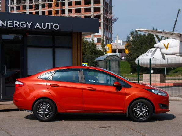 Ford Fiesta Mk6 Рестайлинг с пробегом 2015 года, цена 650 000 рублей, 199549 км, седан, Автокод Объявления
