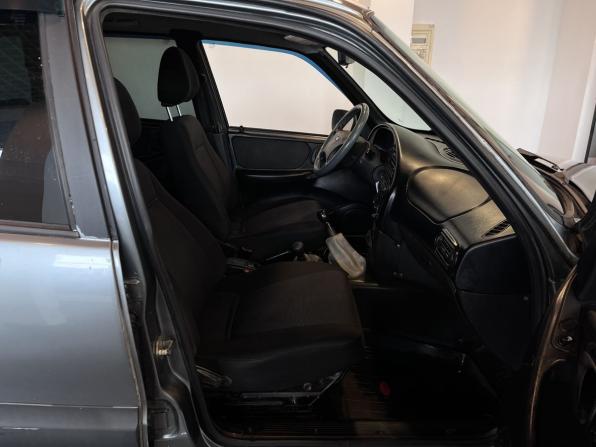 Chevrolet Niva I с пробегом 2008 года, цена 270 000 рублей, 231544 км, внедорожник, Автокод Объявления
