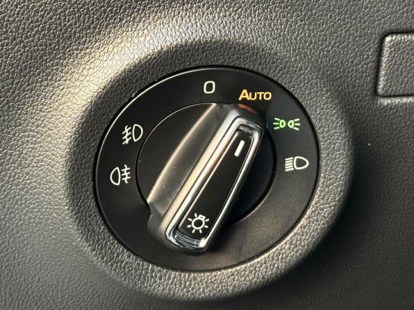 Skoda Rapid II с пробегом 2020 года, цена 1 699 000 рублей, 94270 км, лифтбек, Автокод Объявления