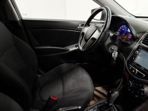 Hyundai Solaris I Рестайлинг с пробегом 2014 года, цена 896 500 рублей, 159000 км, хэтчбек, Автокод Объявления