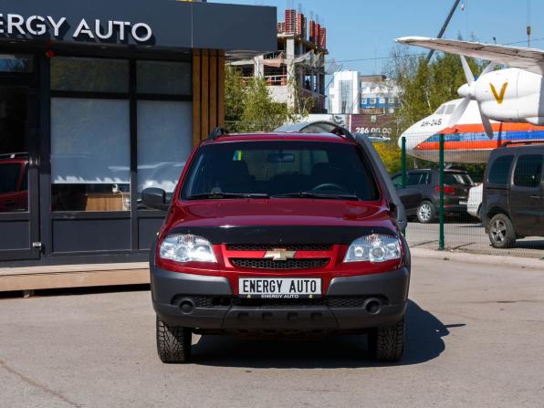 Chevrolet Niva I Рестайлинг с пробегом 2017 года, цена 750 000 рублей, 112267 км, внедорожник, Автокод Объявления