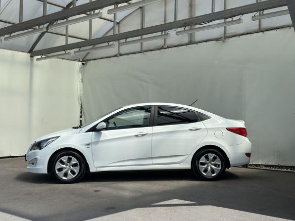 Hyundai Solaris I Рестайлинг с пробегом 2016 года, цена 1 025 000 рублей, 124850 км, седан, Автокод Объявления