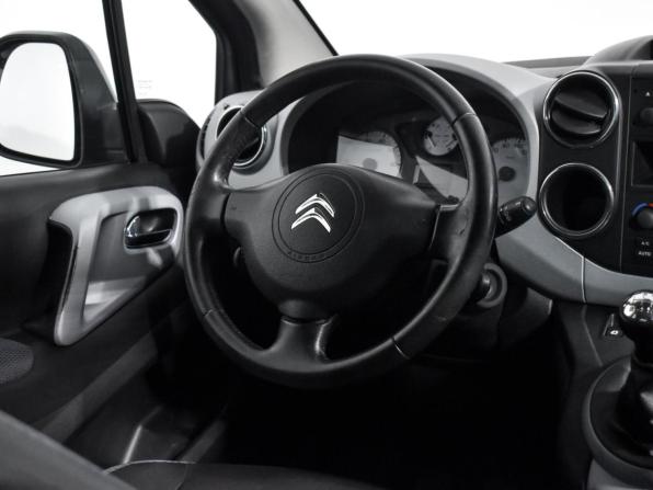Citroen Berlingo II Рестайлинг с пробегом 2012 года, цена 549 000 рублей, 341961 км, компактвэн, Автокод Объявления