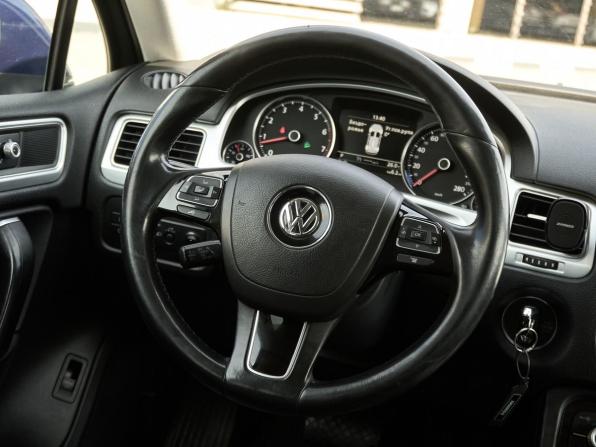 Volkswagen Touareg II Рестайлинг с пробегом 2014 года, цена 2 400 000 рублей, 168012 км, внедорожник, Автокод Объявления