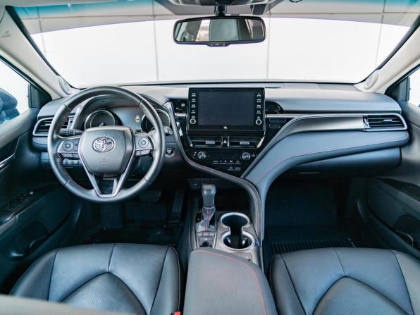 Toyota Camry VIII (XV70) Рестайлинг с пробегом 2022 года, цена 3 490 000 рублей, 260428 км, седан, Автокод Объявления