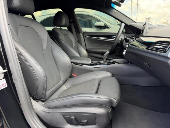 BMW 5 серии VII (G30/G31/G38) с пробегом 2018 года, цена 2 990 000 рублей, 124000 км, седан, Автокод Объявления