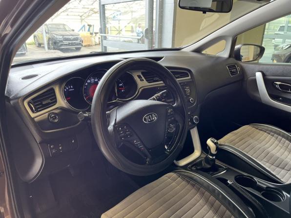 Kia Ceed II с пробегом 2014 года, цена 870 000 рублей, 185000 км, универсал, Автокод Объявления