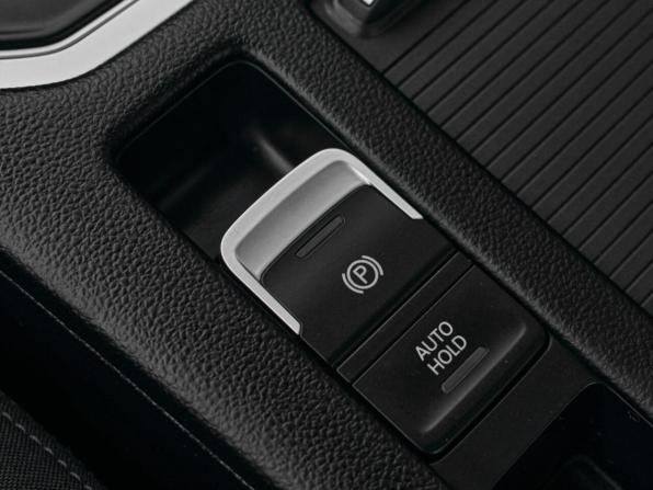 Volkswagen Passat B8 с пробегом 2015 года, цена 1 710 000 рублей, 143568 км, седан, Автокод Объявления