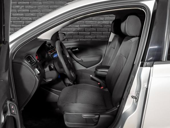Volkswagen Polo V с пробегом 2010 года, цена 600 000 рублей, 255584 км, седан, Автокод Объявления