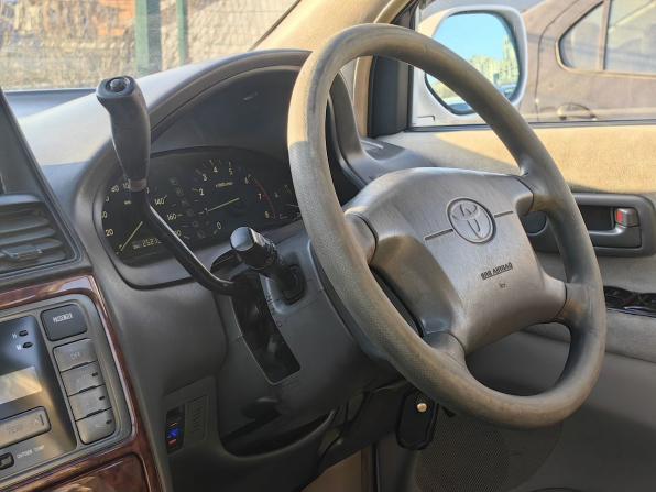 Toyota Gaia с пробегом 2000 года, цена 424 900 рублей, 253000 км, компактвэн, Автокод Объявления