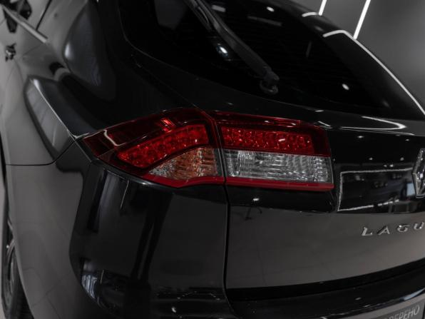 Renault Laguna III Рестайлинг с пробегом 2011 года, цена 745 000 рублей, 310244 км, лифтбек, Автокод Объявления