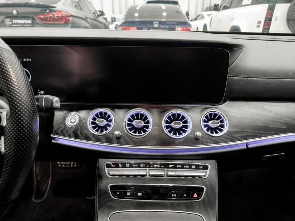 Mercedes-Benz E-Класс V (W213 S213 C238) Рестайлинг с пробегом 2022 года, цена 6 250 000 рублей, 81809 км, седан, Автокод Объявления