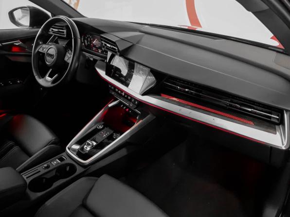 Audi A3 IV (8Y) с пробегом 2021 года, цена 2 763 000 рублей, 71031 км, хэтчбек, Автокод Объявления