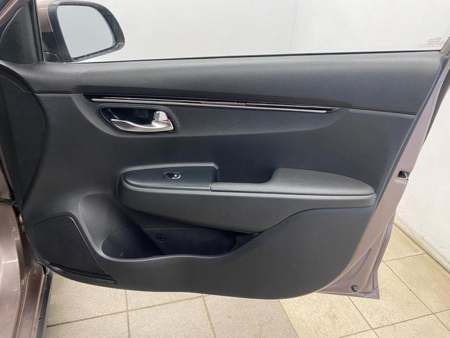 Kia Rio IV Санкт-Петербург  - изображение 11