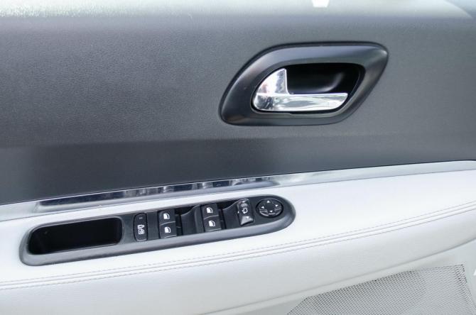 Peugeot 3008 I с пробегом 2011 года, цена 573 000 рублей, 210500 км, внедорожник, Автокод Объявления