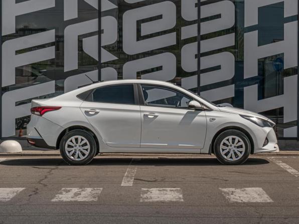 Hyundai Solaris II Рестайлинг с пробегом 2020 года, цена 1 380 000 рублей, 94959 км, седан, Автокод Объявления