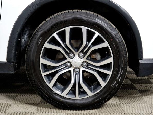 Mitsubishi Outlander III Рестайлинг 2 с пробегом 2017 года, цена 1 848 000 рублей, 130878 км, внедорожник, Автокод Объявления