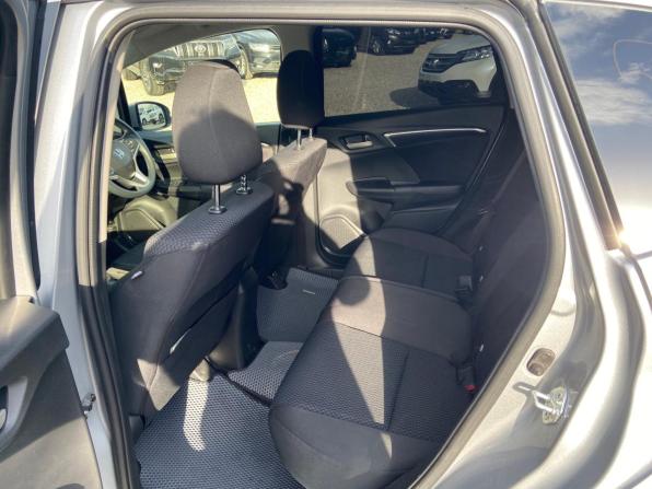Honda Fit III Рестайлинг с пробегом 2019 года, цена 1 450 000 рублей, 76285 км, хэтчбек, Автокод Объявления