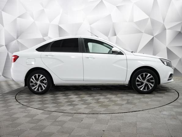 Lada (ВАЗ) Vesta I с пробегом 2017 года, цена 825 000 рублей, 104242 км, седан, Автокод Объявления