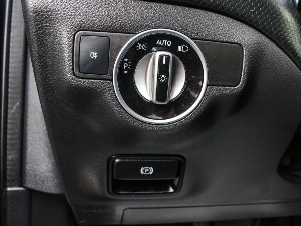 Mercedes-Benz A-Класс III (W176) с пробегом 2013 года, цена 967 200 рублей, 243663 км, хэтчбек, Автокод Объявления