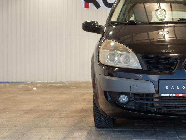 Renault Scenic II Рестайлинг с пробегом 2006 года, цена 465 000 рублей, 240784 км, компактвэн, Автокод Объявления