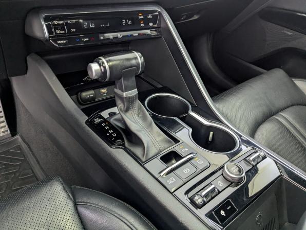 Kia K5 III с пробегом 2020 года, цена 3 005 000 рублей, 78171 км, седан, Автокод Объявления