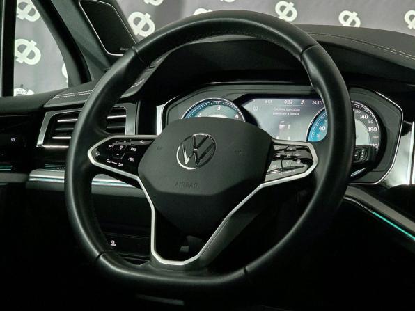 Volkswagen Touareg III с пробегом 2021 года, цена 5 900 000 рублей, 71094 км, внедорожник, Автокод Объявления
