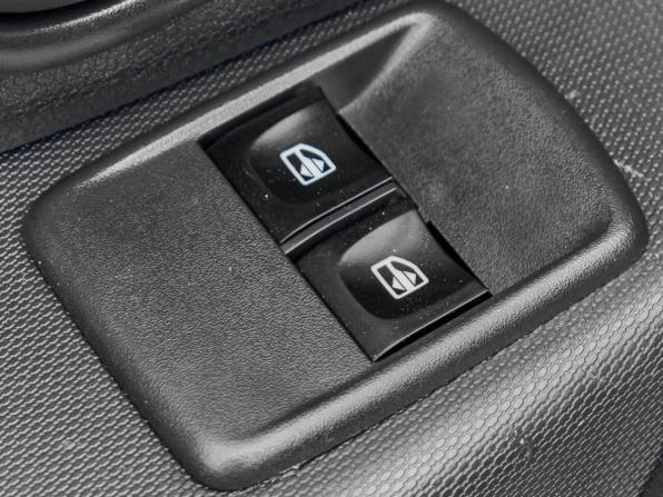 Renault Logan II с пробегом 2018 года, цена 970 000 рублей, 71149 км, седан, Автокод Объявления