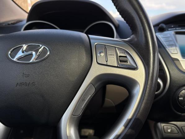 Hyundai ix35 I с пробегом 2012 года, цена 1 135 000 рублей, 146428 км, внедорожник, Автокод Объявления