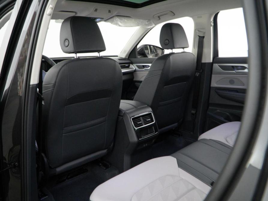 Volkswagen Tavendor I Москва  - изображение 11