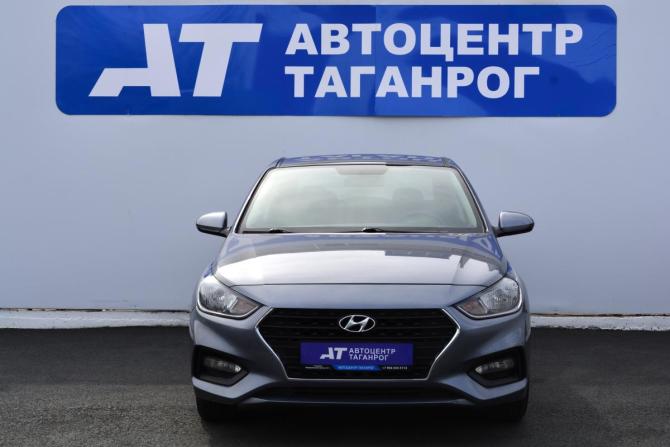 Hyundai Solaris II с пробегом 2018 года, цена 1 499 000 рублей, 60000 км, седан, Автокод Объявления