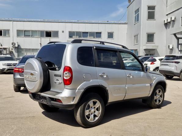 Chevrolet Niva I Рестайлинг с пробегом 2011 года, цена 445 000 рублей, 190946 км, внедорожник, Автокод Объявления