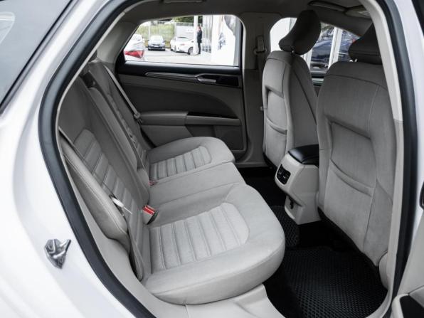 Ford Fusion (North America) II Рестайлинг с пробегом 2016 года, цена 1 285 000 рублей, 233362 км, седан, Автокод Объявления