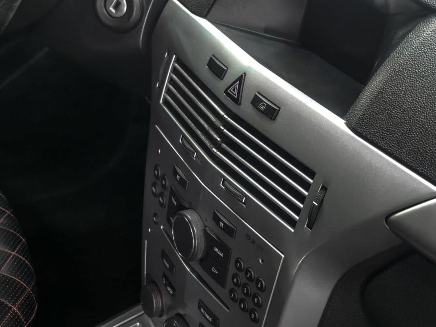 Opel Astra H Рестайлинг Ростов-на-Дону  - изображение 11