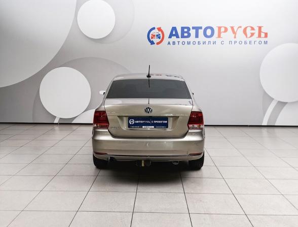 Volkswagen Polo V Рестайлинг с пробегом 2017 года, цена 1 099 000 рублей, 101073 км, седан, Автокод Объявления