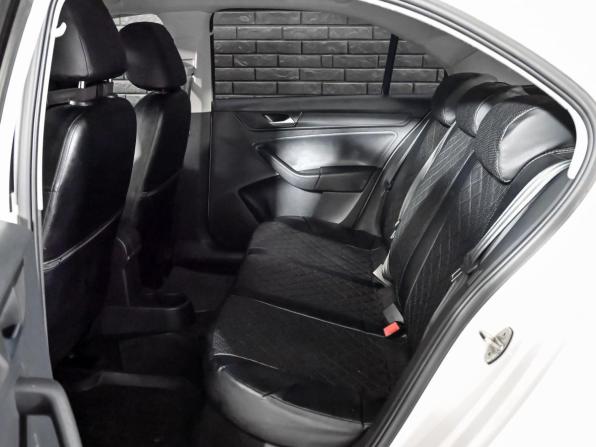 Volkswagen Polo VI с пробегом 2021 года, цена 1 685 000 рублей, 73921 км, лифтбек, Автокод Объявления