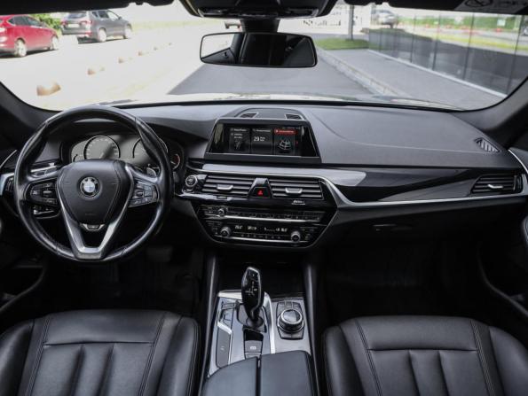 BMW 5 серии VII (G30/G31/G38) с пробегом 2017 года, цена 2 375 000 рублей, 266703 км, седан, Автокод Объявления
