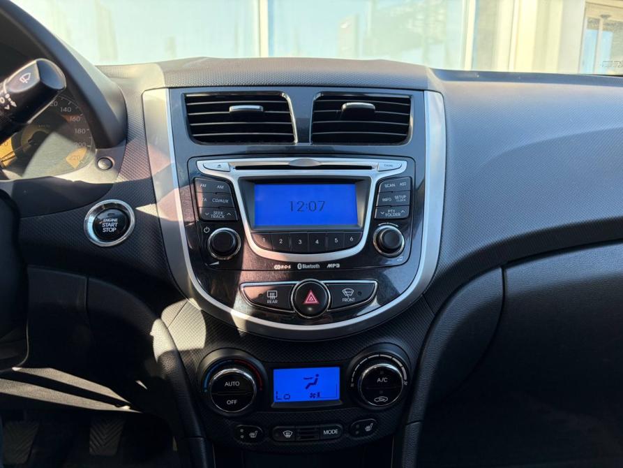 Hyundai Solaris I Санкт-Петербург  - изображение 8