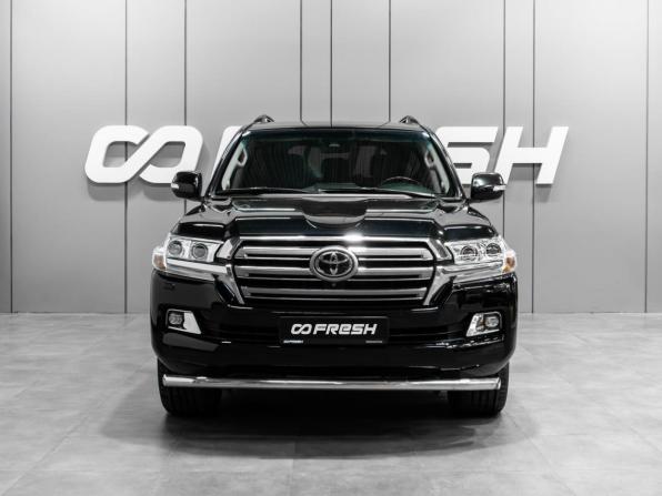 Toyota Land Cruiser 200 Series Рестайлинг 2 с пробегом 2018 года, цена 6 800 000 рублей, 241900 км, внедорожник, Автокод Объявления