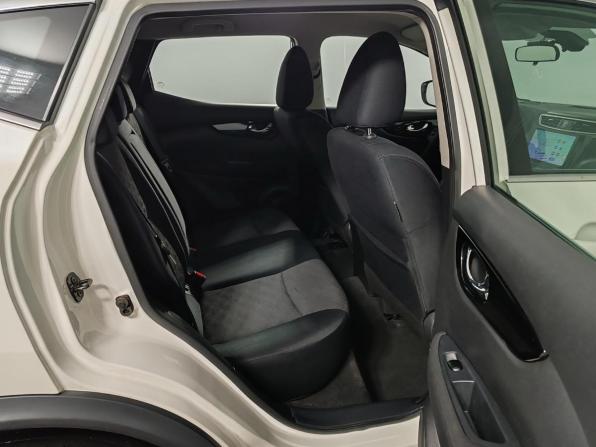 Nissan Qashqai II с пробегом 2018 года, цена 1 525 000 рублей, 161744 км, внедорожник, Автокод Объявления