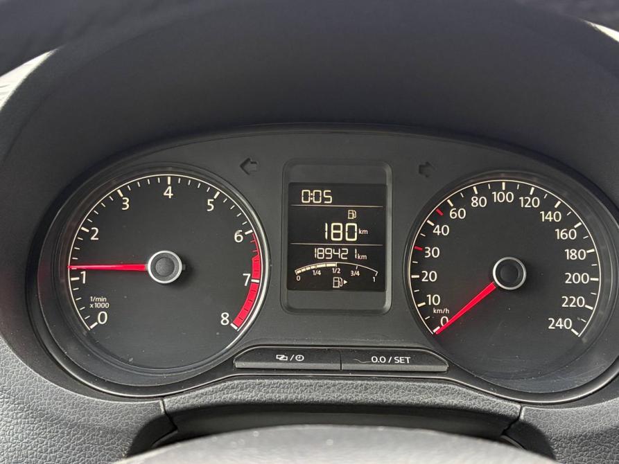 Volkswagen Polo V Рестайлинг Екатеринбург  - изображение 21