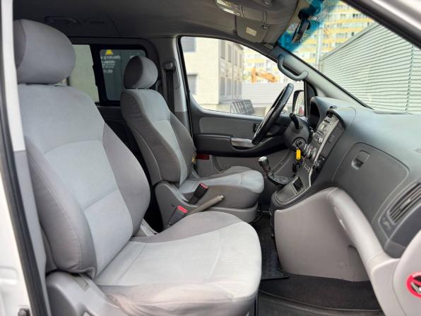 Hyundai H-1 II с пробегом 2008 года, цена 895 000 рублей, 454000 км, минивэн, Автокод Объявления