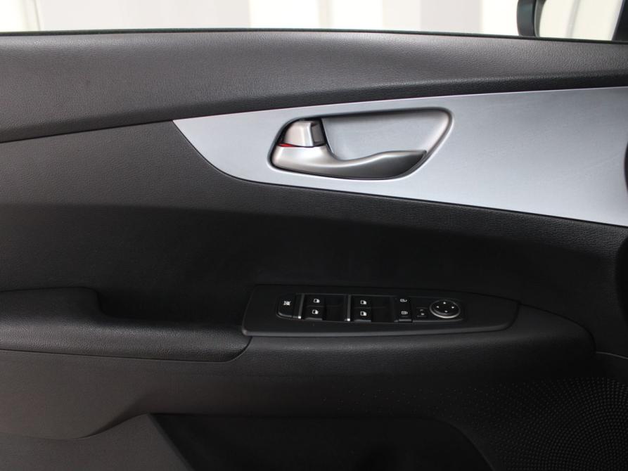 Kia Cerato IV Рестайлинг Старый Оскол  - изображение 15