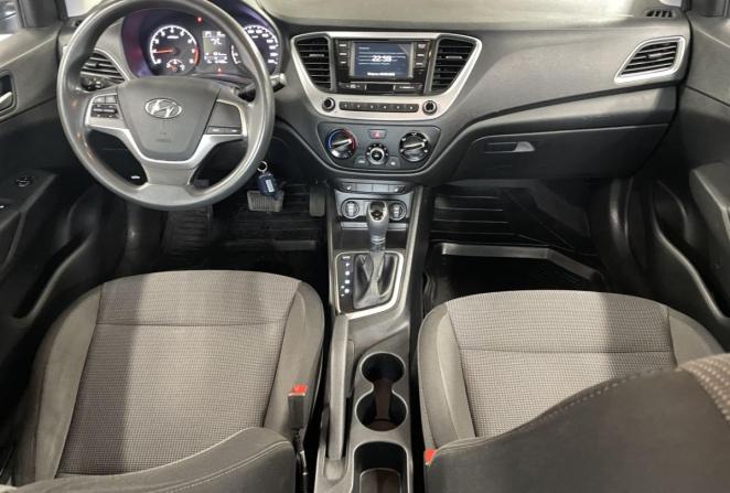 Hyundai Solaris II с пробегом 2018 года, цена 1 200 000 рублей, 157786 км, седан, Автокод Объявления