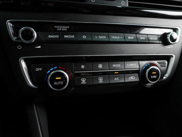 Kia Optima IV Рестайлинг с пробегом 2020 года, цена 2 299 000 рублей, 40570 км, седан, Автокод Объявления