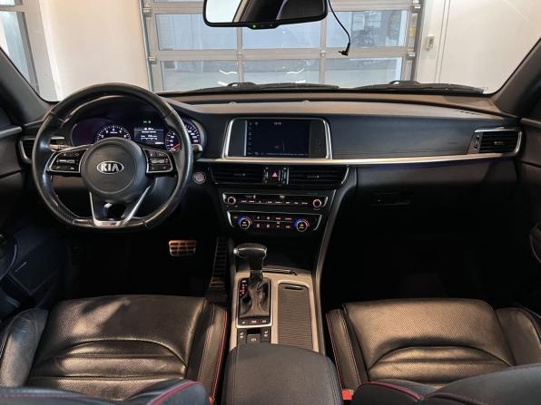 Kia Optima IV Рестайлинг с пробегом 2018 года, цена 2 146 000 рублей, 122630 км, седан, Автокод Объявления