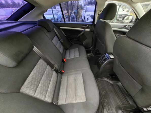 Skoda Octavia II (A5) Рестайлинг с пробегом 2012 года, цена 719 000 рублей, 185000 км, лифтбек, Автокод Объявления