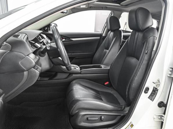 Honda Civic X с пробегом 2018 года, цена 1 879 000 рублей, 105483 км, седан, Автокод Объявления