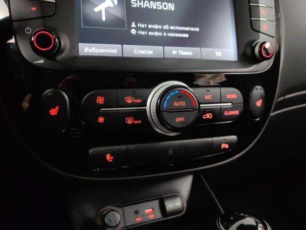 Kia Soul II Рестайлинг с пробегом 2017 года, цена 1 225 000 рублей, 214100 км, хэтчбек, Автокод Объявления